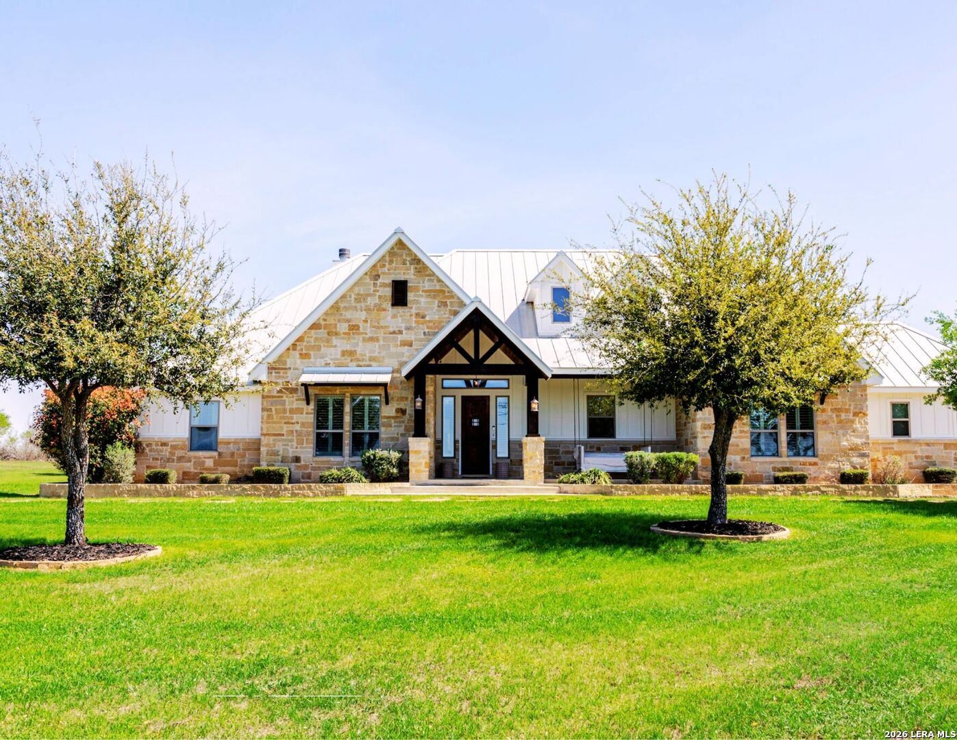 1260 County Road 361 La Vernia TX 78121