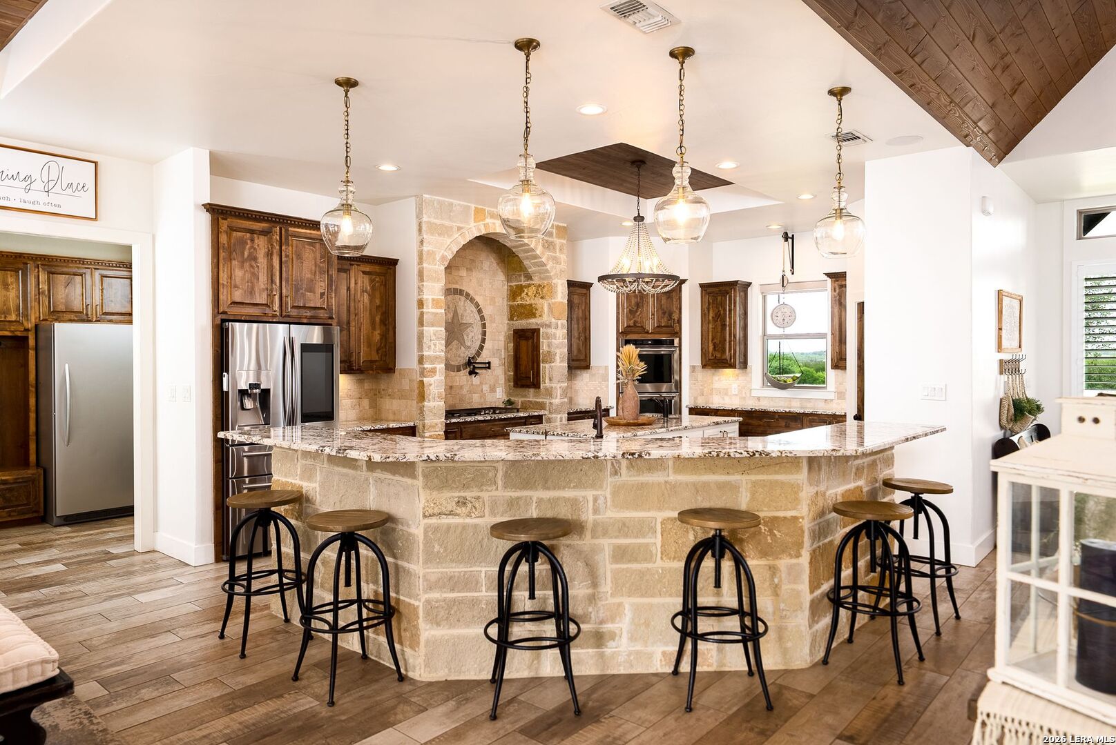 1260 County Road 361 La Vernia TX 78121