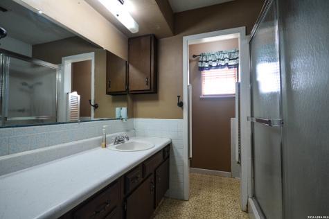 2923 Fm 186 Carrizo Springs TX 78834