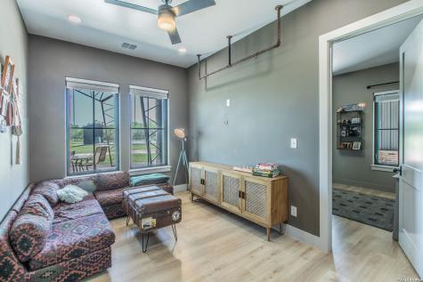 759 County Road 216 Hobson TX 78117