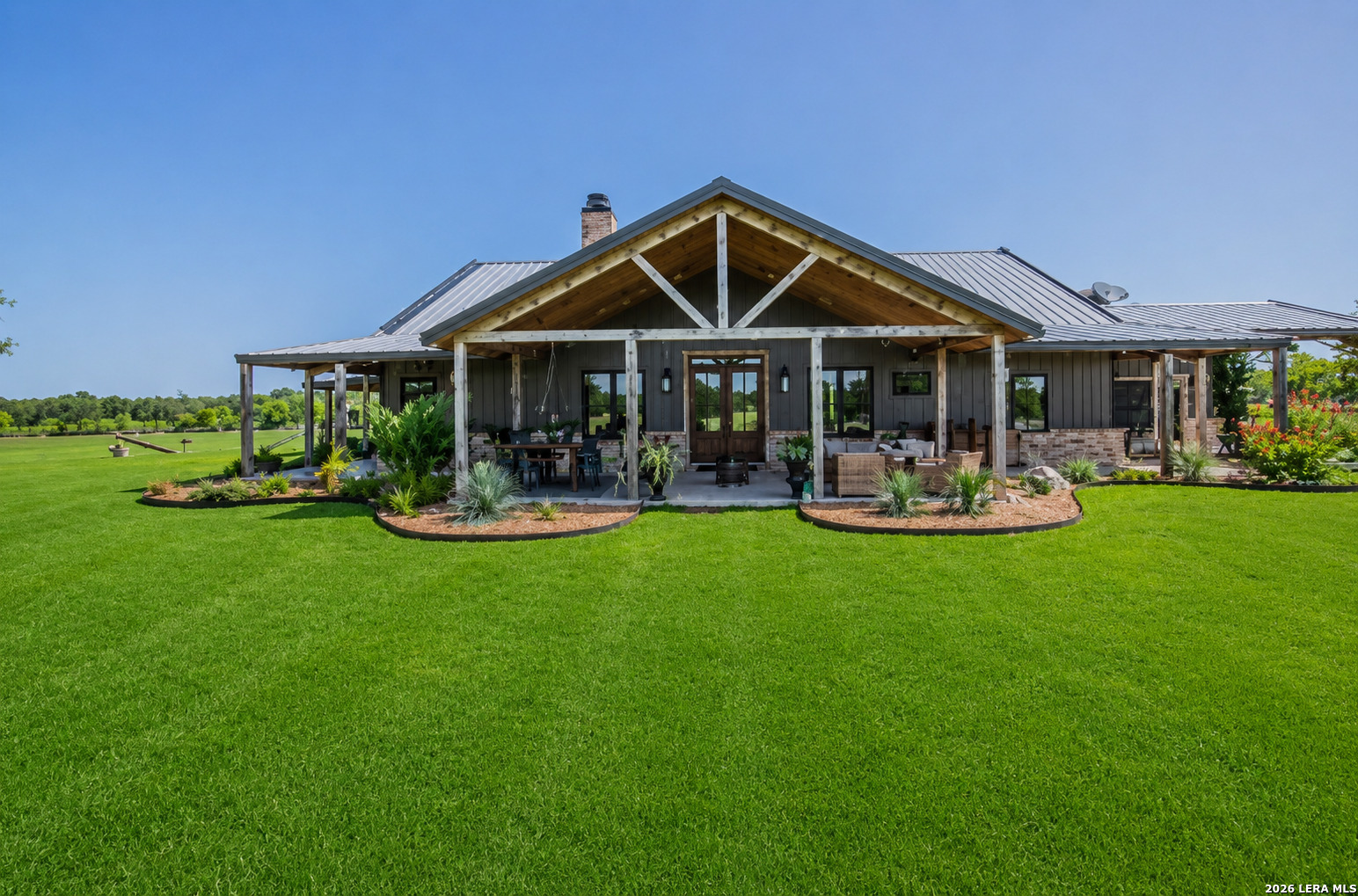 759 County Road 216 Hobson TX 78117