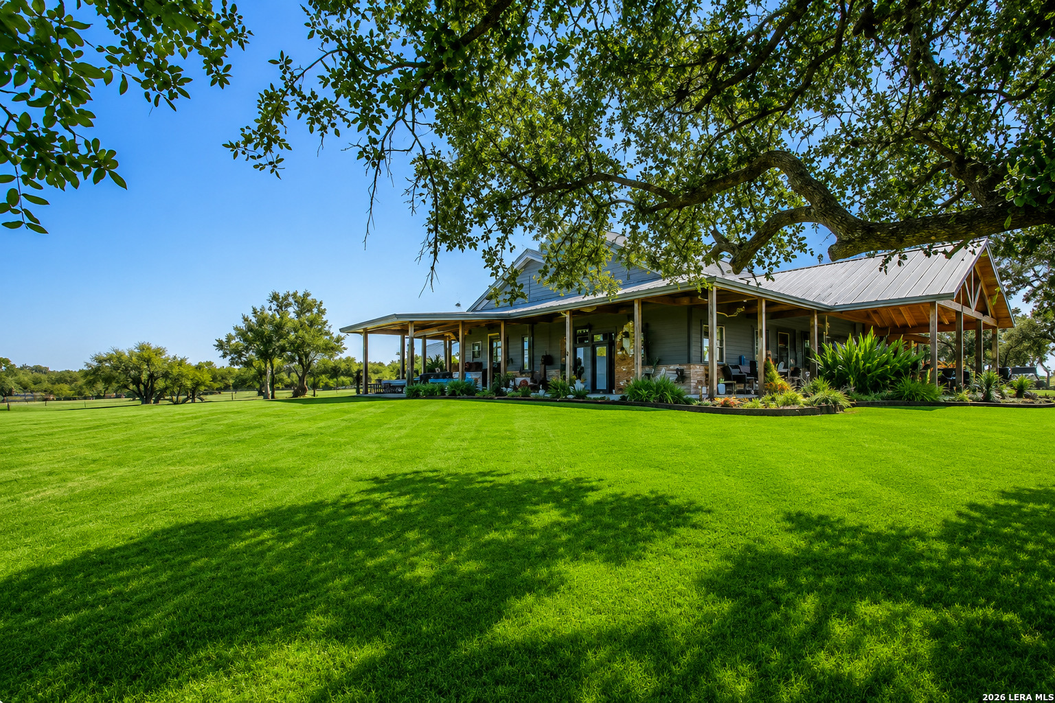 759 County Road 216 Hobson TX 78117