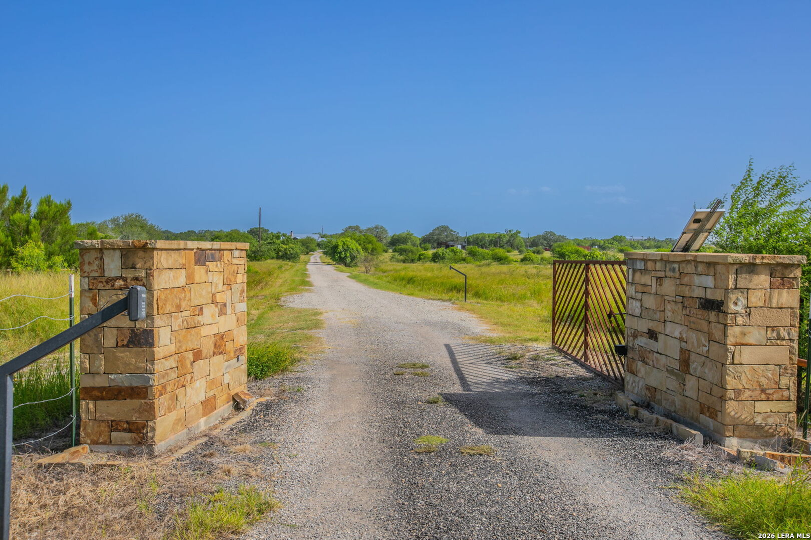 759 County Road 216 Hobson TX 78117