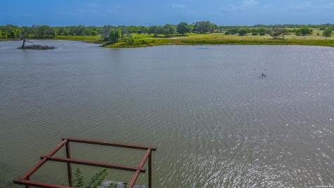 759 County Road 216 Hobson TX 78117