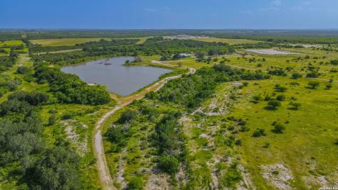 759 County Road 216 Hobson TX 78117