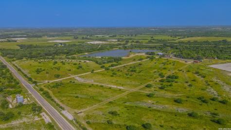 759 County Road 216 Hobson TX 78117