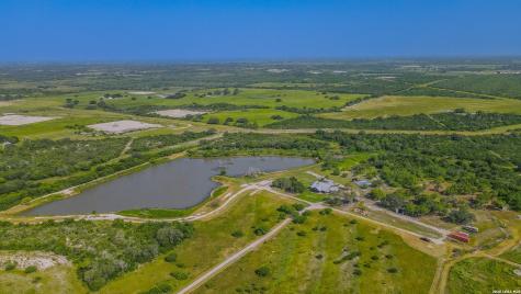 759 County Road 216 Hobson TX 78117