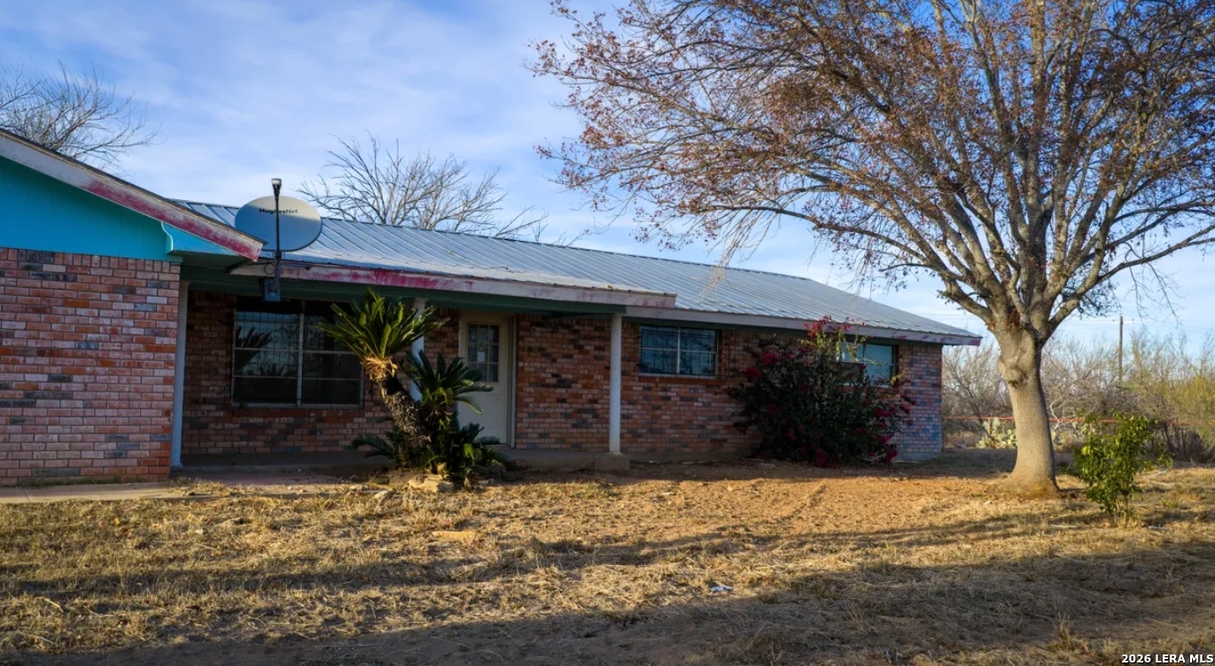 1799 Shumaca Road Carrizo Springs TX 78834