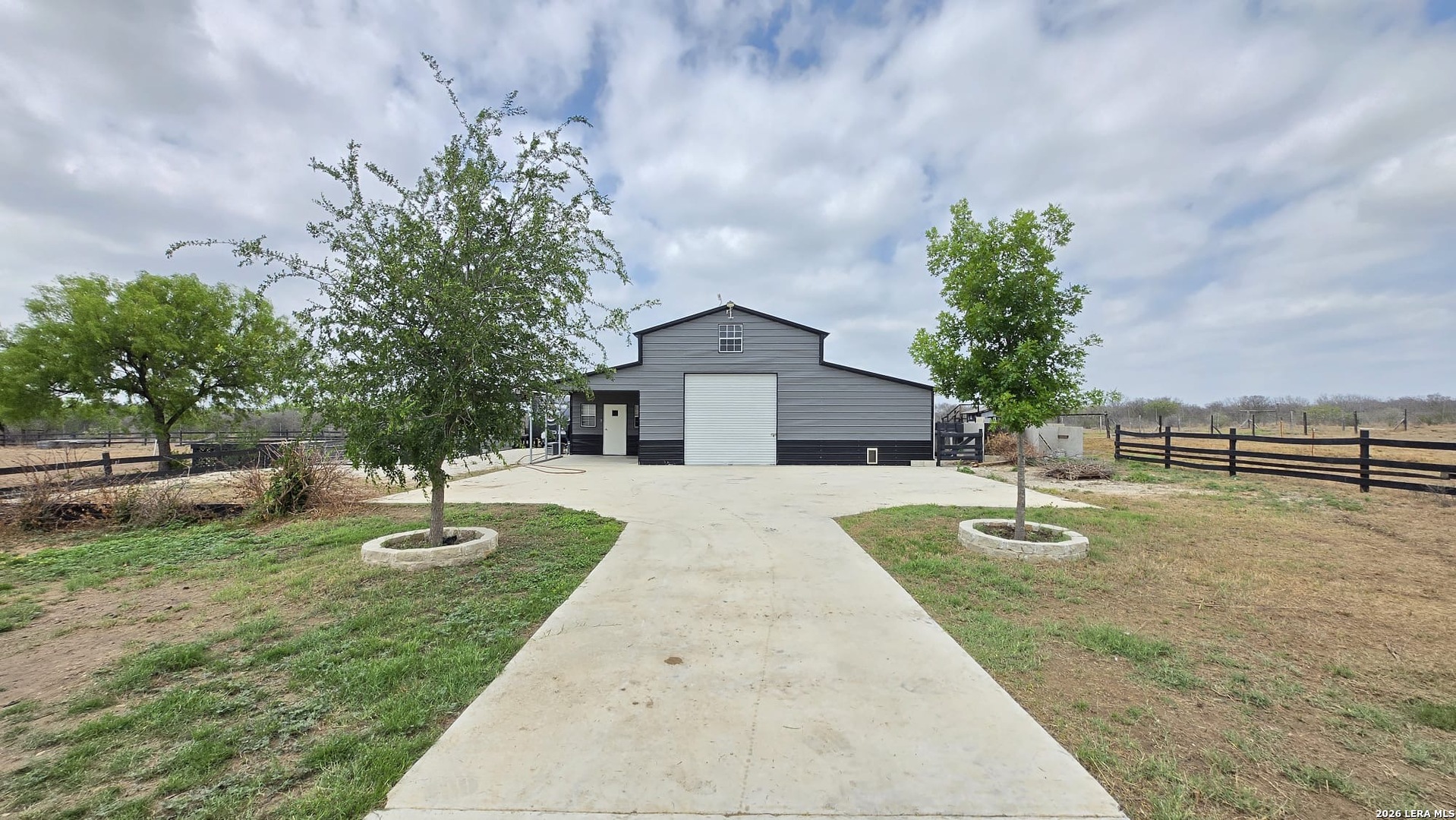 13083 Fm 2779 Moore TX 78057