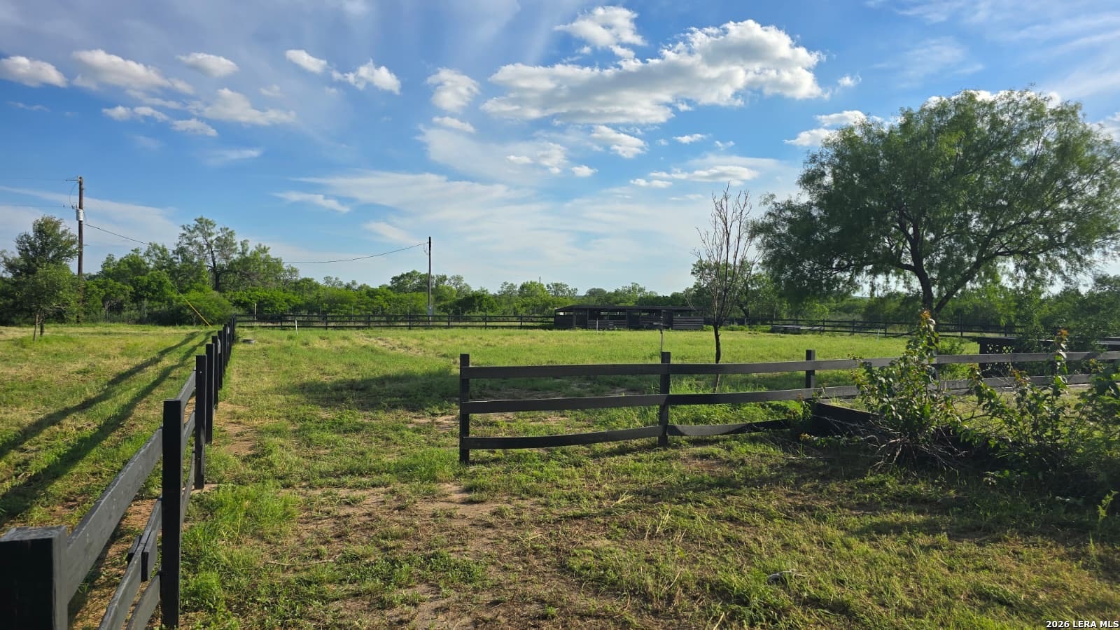 13083 Fm 2779 Moore TX 78057