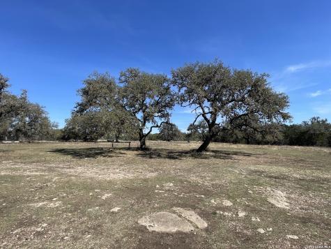 2135 Pr 3214 Dhanis TX 78850