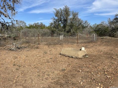 2135 Pr 3214 Dhanis TX 78850