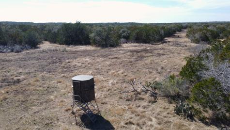 2135 Pr 3214 Dhanis TX 78850
