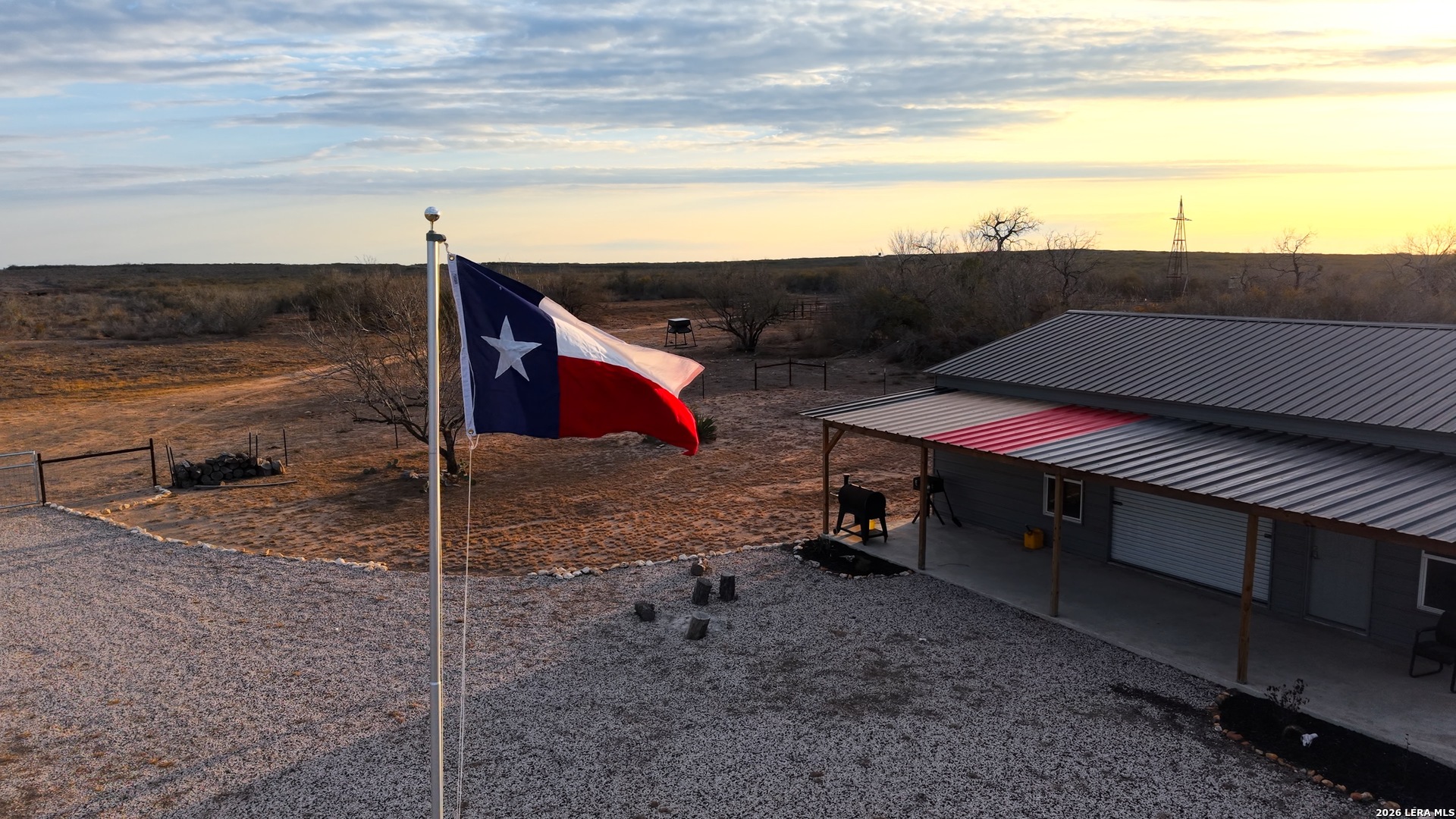 5518 County Road 310 Freer TX 78357