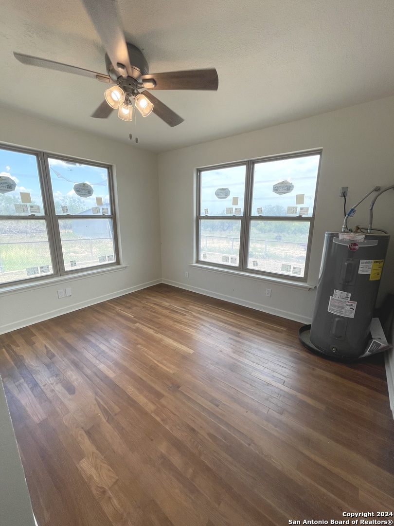 6220 Fm 2676 Hondo TX 78861