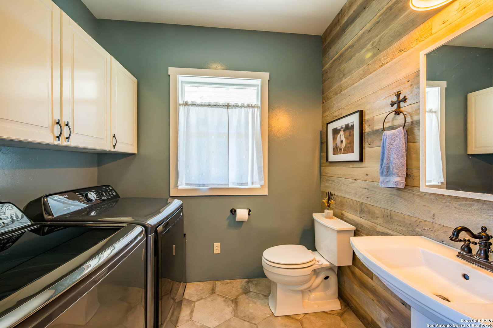 10 Das Landing Fredericksburg TX 78624