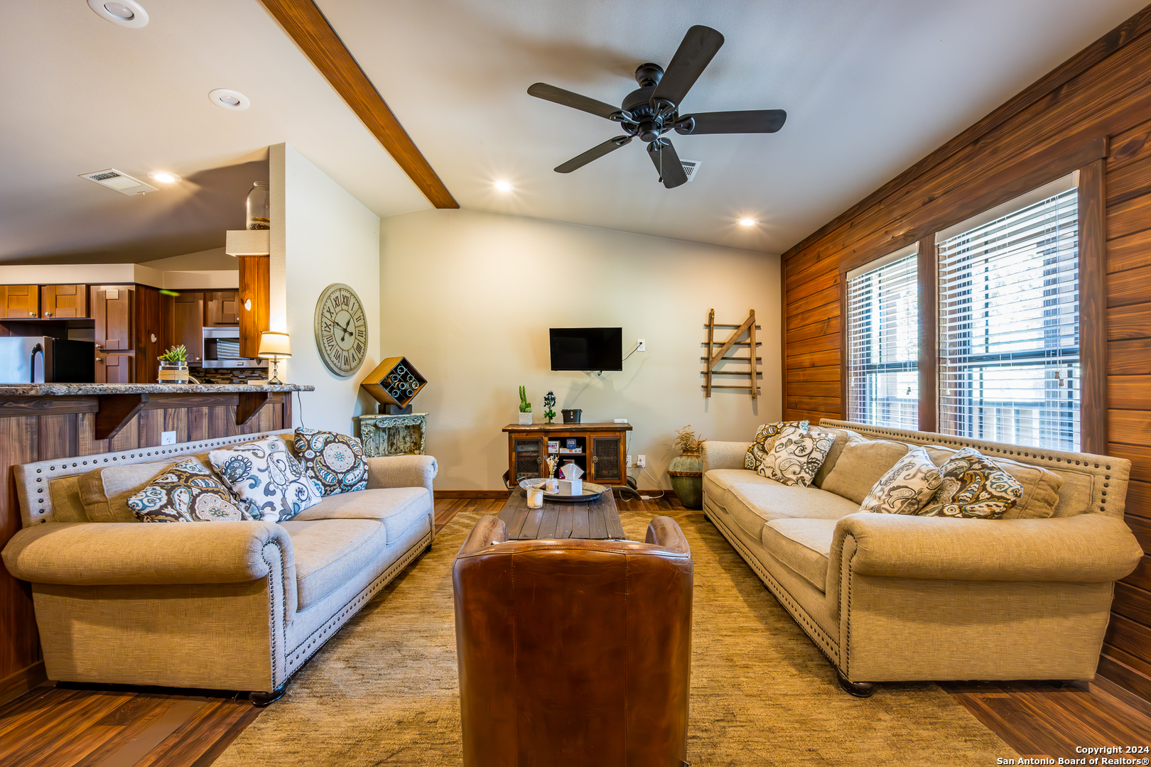 10 Das Landing Fredericksburg TX 78624