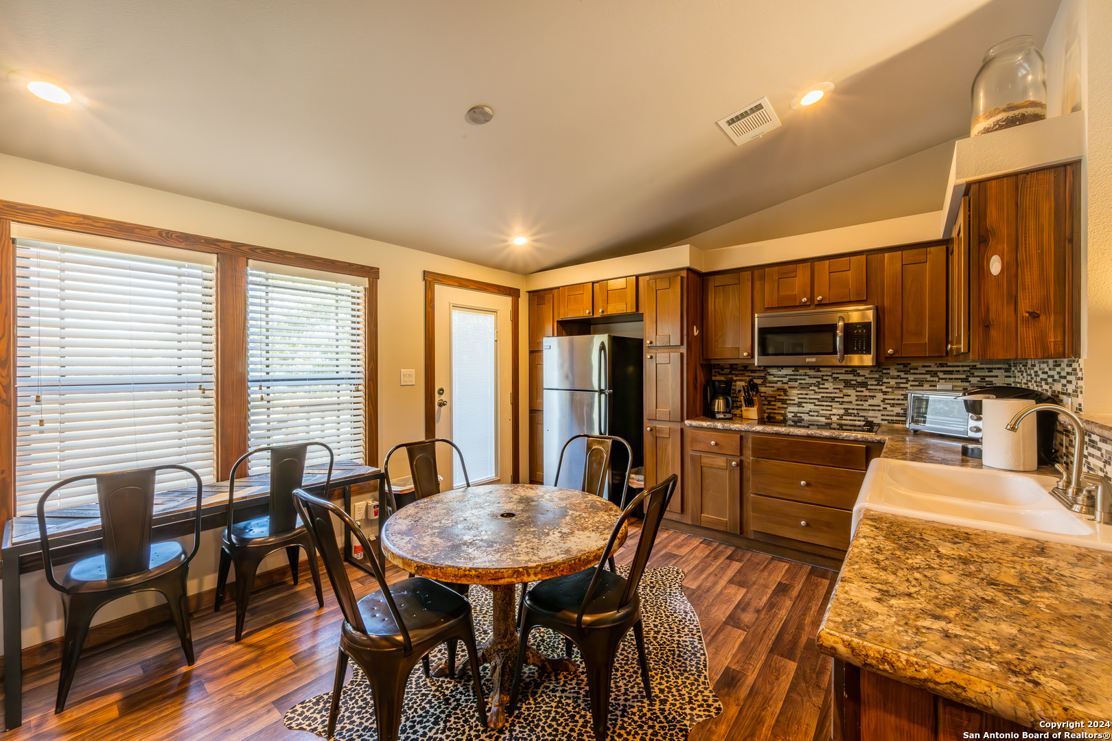 10 Das Landing Fredericksburg TX 78624