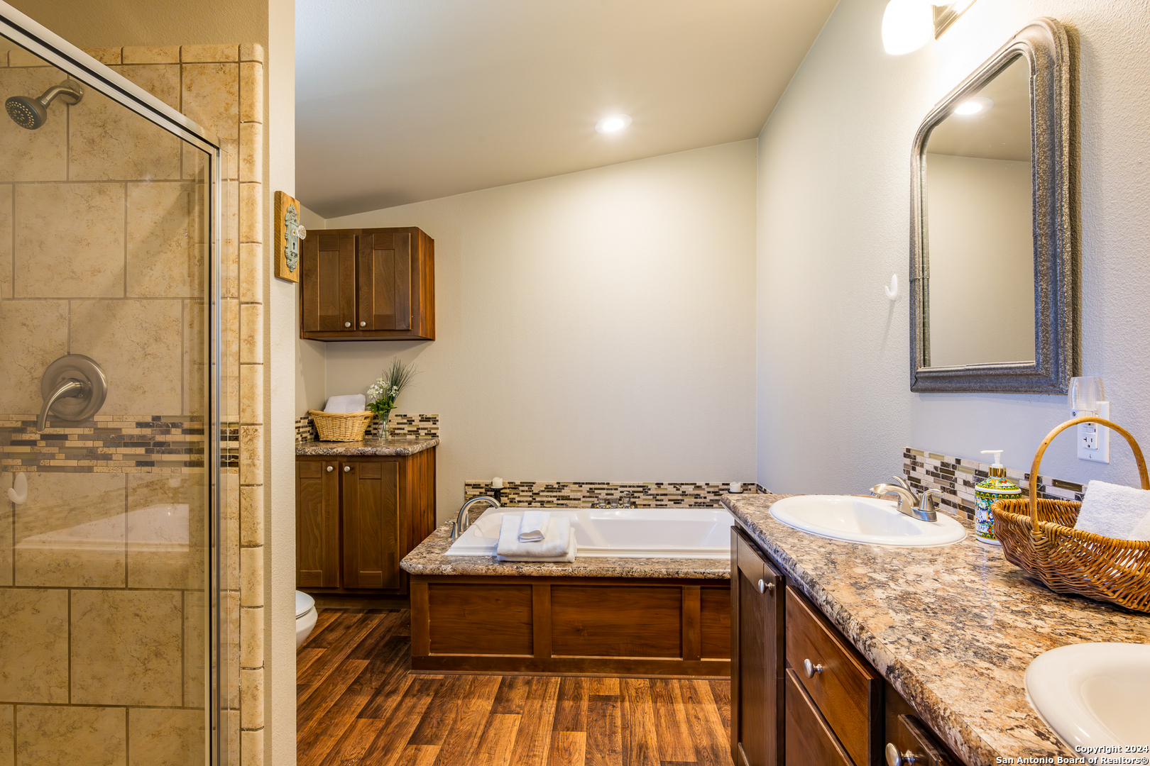 10 Das Landing Fredericksburg TX 78624