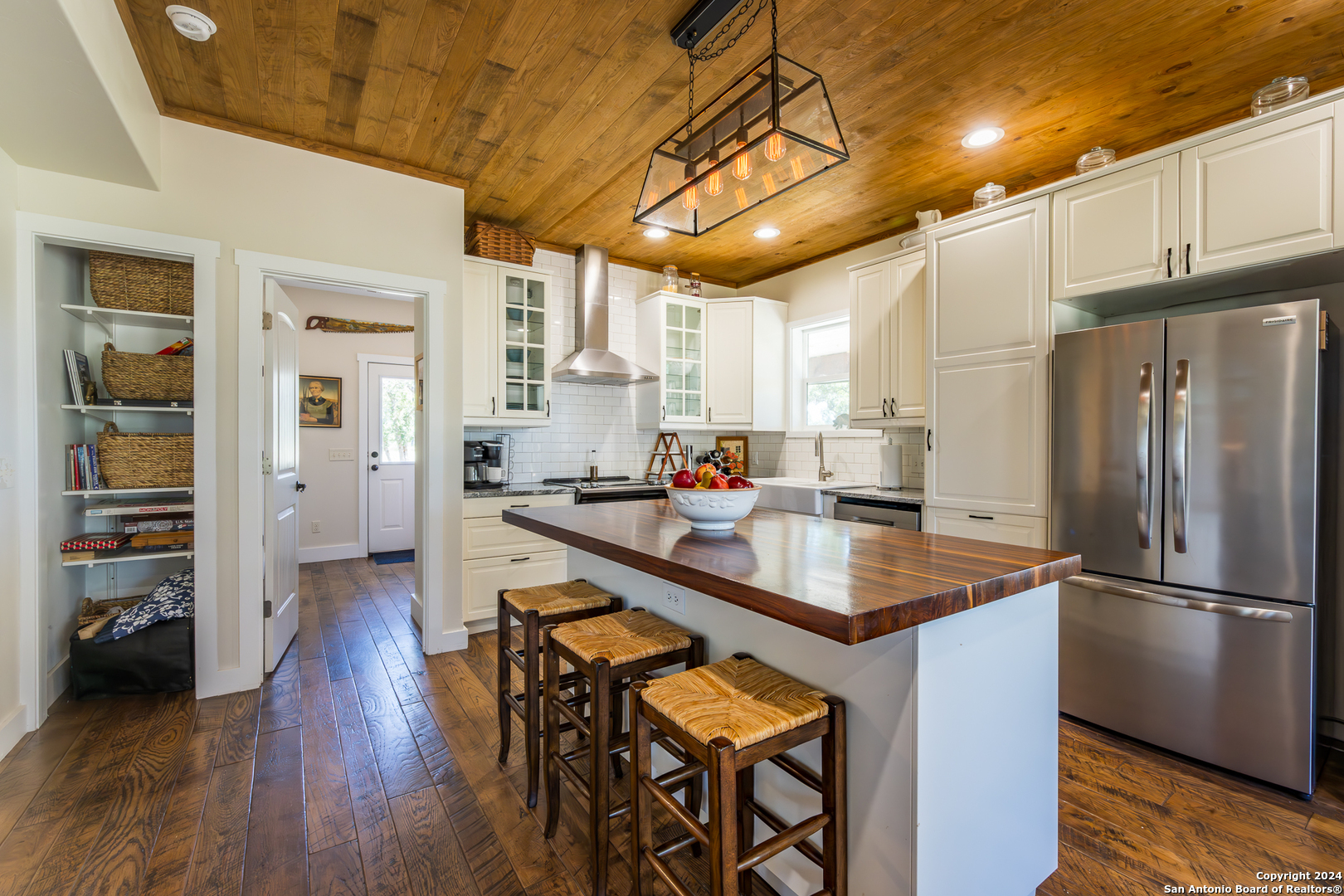 10 Das Landing Fredericksburg TX 78624