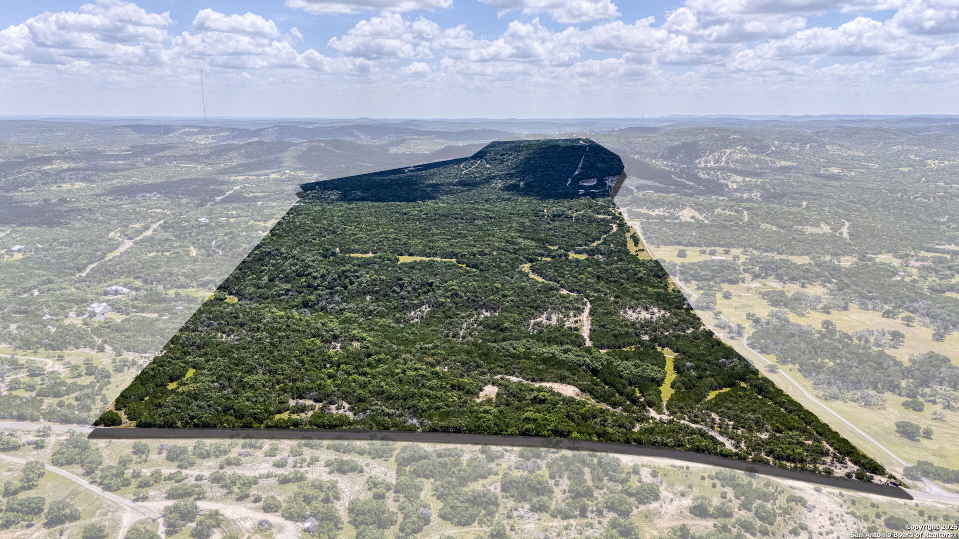 4400 Whartons Dock Bandera TX 78003