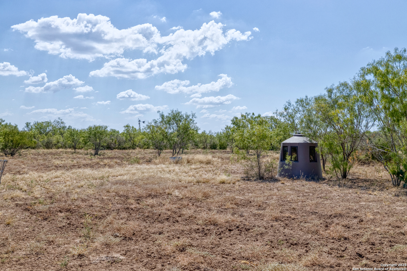 944 Fm 1049 Knippa TX 78870