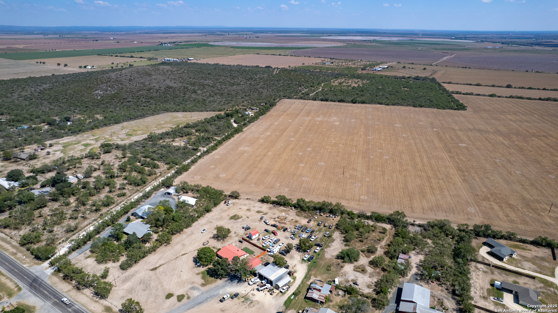 944 Fm 1049 Knippa TX 78870