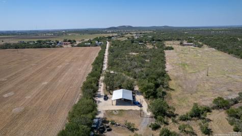 944 Fm 1049 Knippa TX 78870