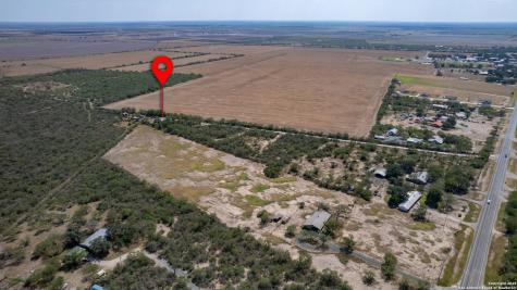 944 Fm 1049 Knippa TX 78870