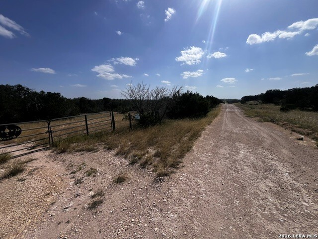 1863 Sd 74200 Rocksprings TX 78880