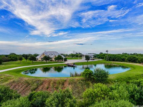 1980 County Road 361 La Vernia TX 78121