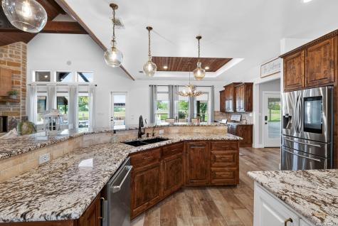1980 County Road 361 La Vernia TX 78121