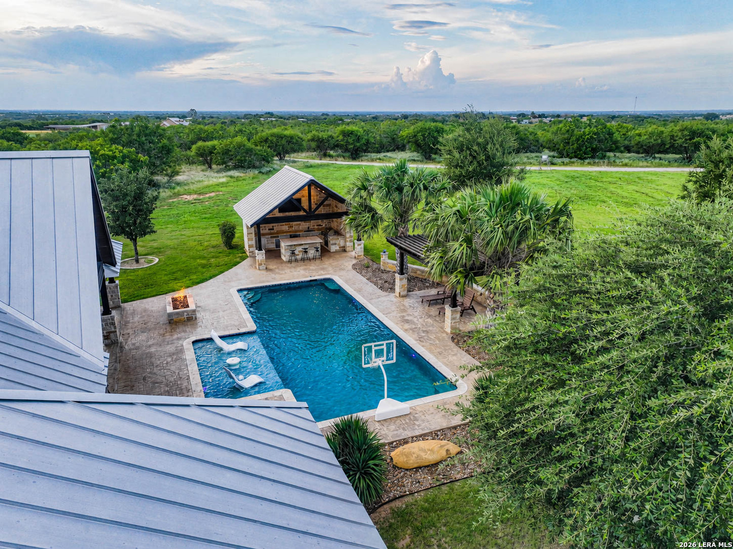 1980 County Road 361 La Vernia TX 78121