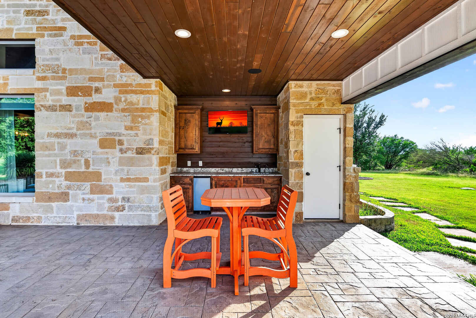 1980 County Road 361 La Vernia TX 78121