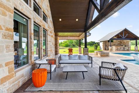 1980 County Road 361 La Vernia TX 78121