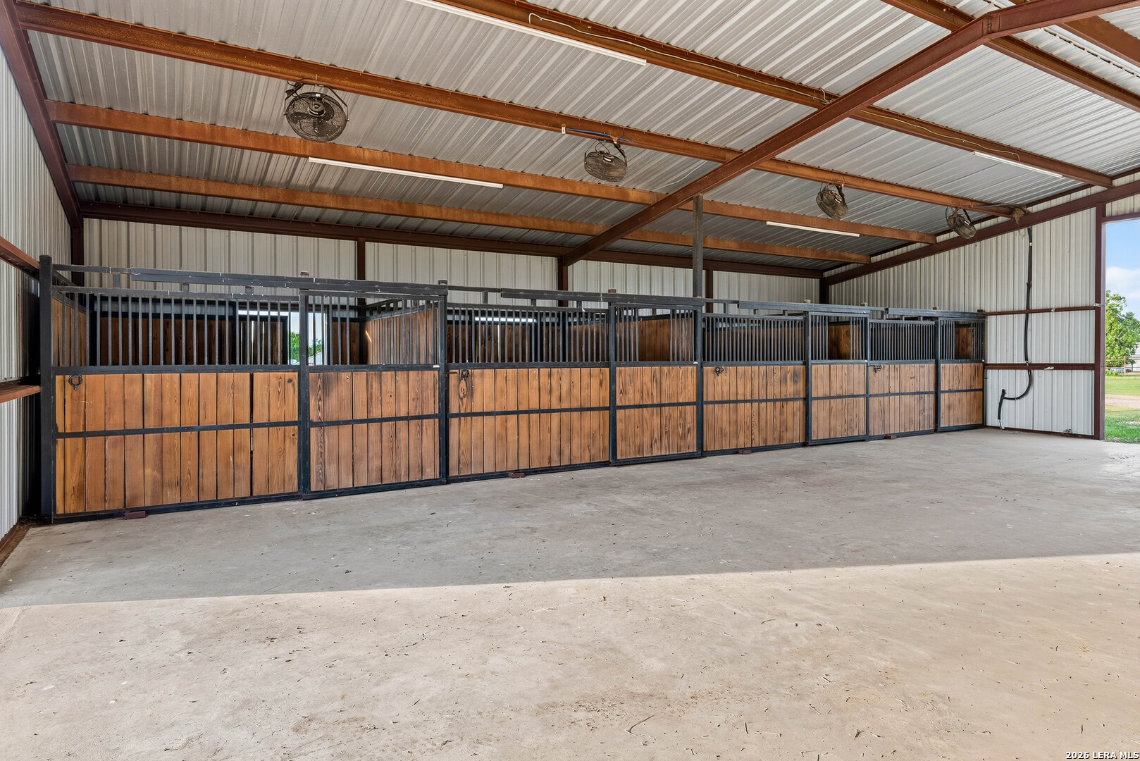 1980 County Road 361 La Vernia TX 78121