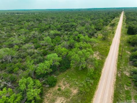 0000 Count Road 5232 Dhanis TX 78850