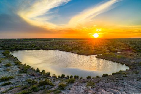 2750 Fm 624 Tilden TX 78072