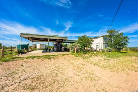 2750 Fm 624 Tilden TX 78072