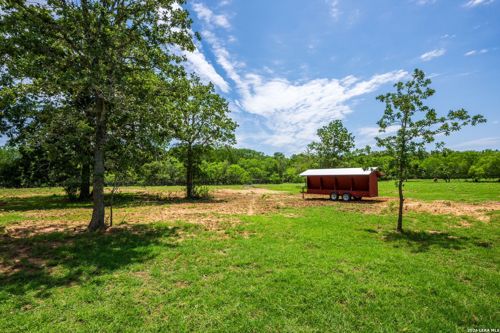 11259 N State Highway 80 Leesville TX 78122