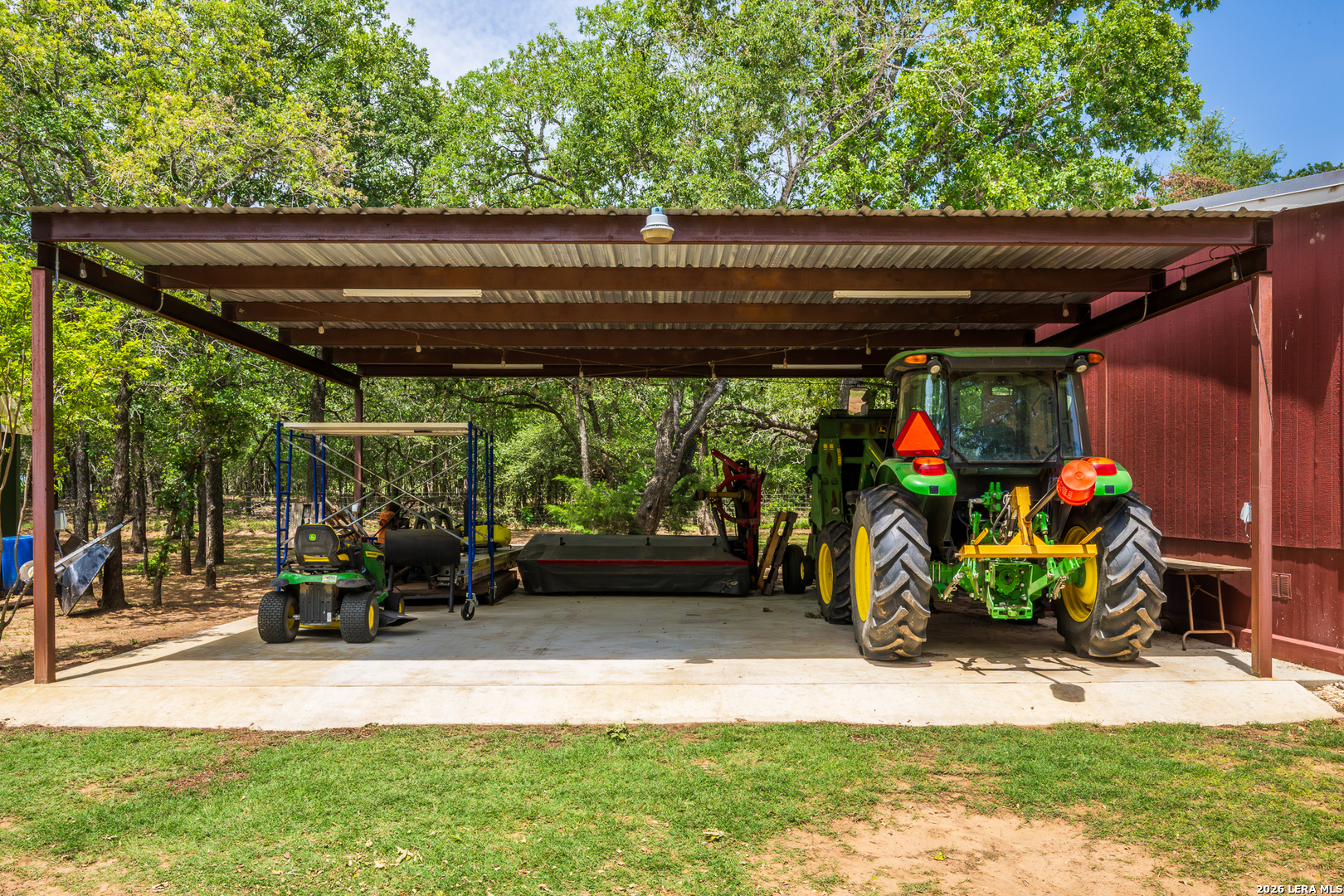 11259 N State Highway 80 Leesville TX 78122