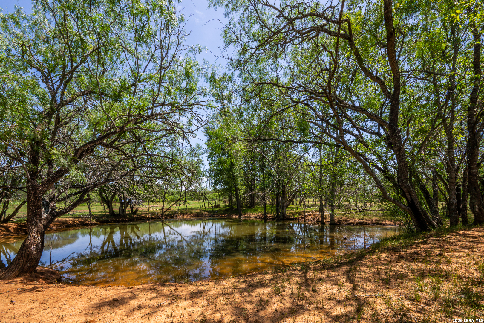 11259 N State Highway 80 Leesville TX 78122