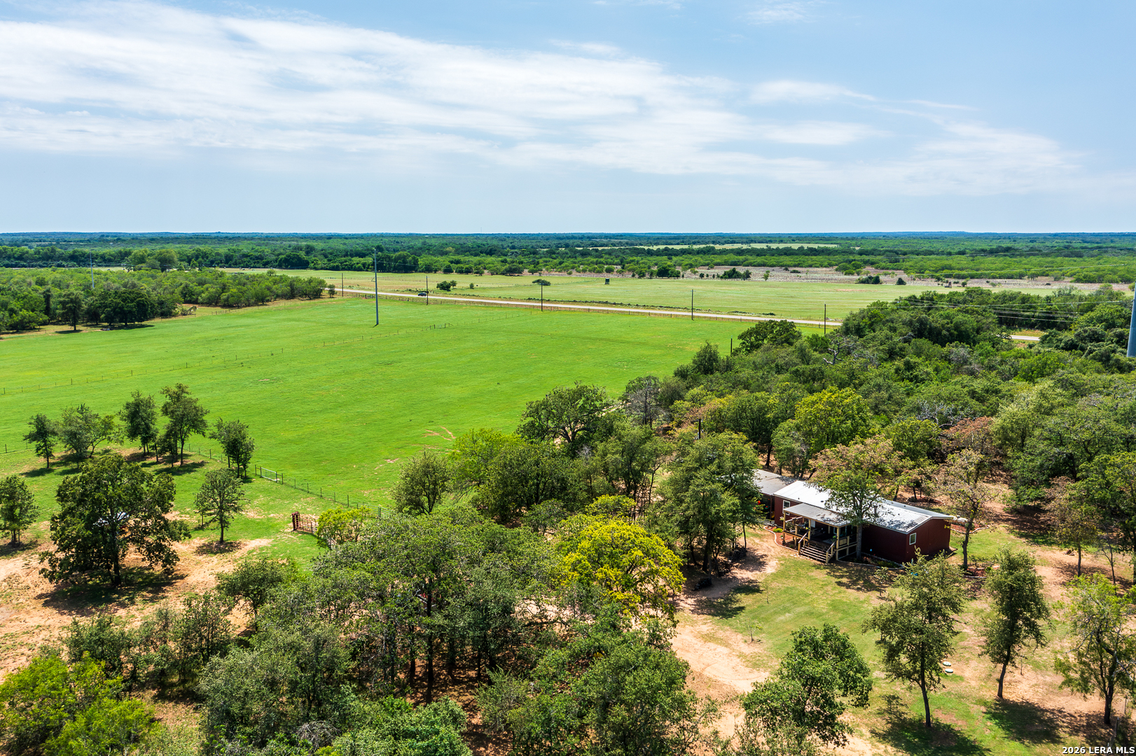 11259 N State Highway 80 Leesville TX 78122