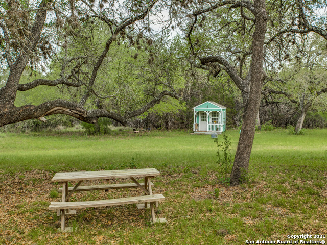 706 Paleface Ranch Road S Spicewood TX 78669
