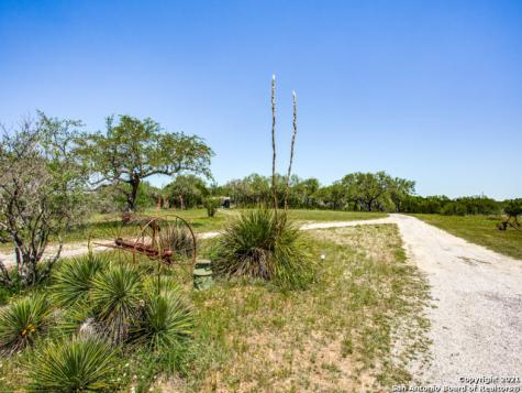 706 Paleface Ranch Road S Spicewood TX 78669