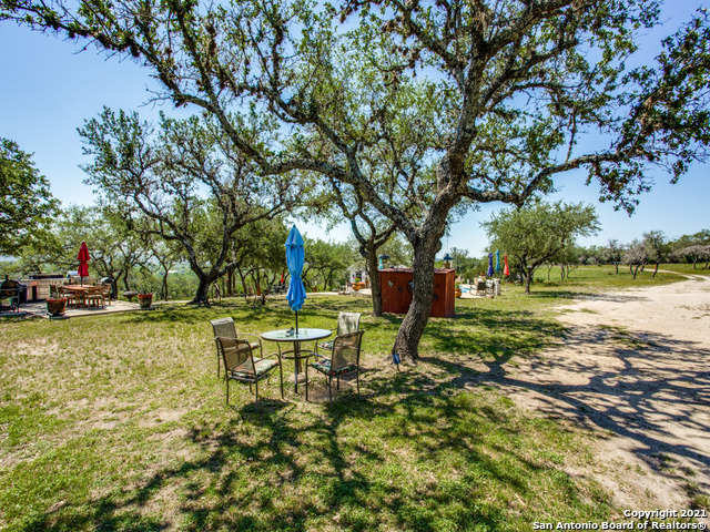 706 Paleface Ranch Road S Spicewood TX 78669