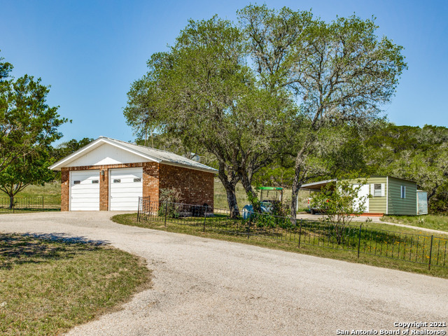 706 Paleface Ranch Road S Spicewood TX 78669