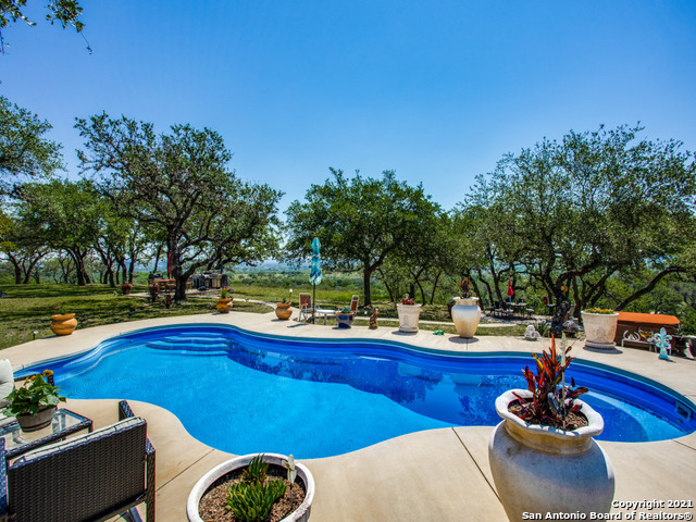 706 Paleface Ranch Road S Spicewood TX 78669