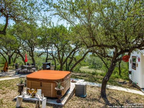 706 Paleface Ranch Road S Spicewood TX 78669