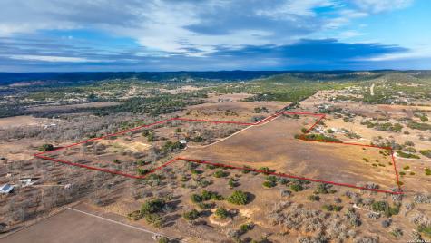 455 Hubble Medina TX 78055